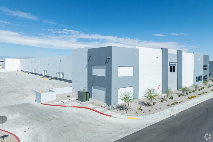 8321 W Badura Ave, Las Vegas, NV for sale - Building Photo - Image 2 of 6