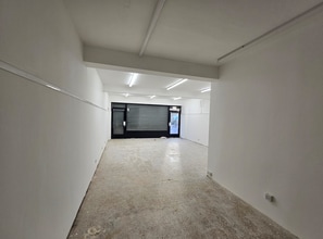9 Worcester Rd, Cheadle for lease Interior Photo- Image 2 of 5