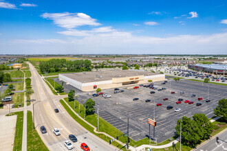 2102 N Neil St, Champaign, IL - aerial  map view