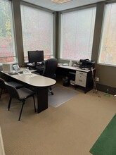 7175 SW Beveland St, Tigard, OR for lease Interior Photo- Image 1 of 5