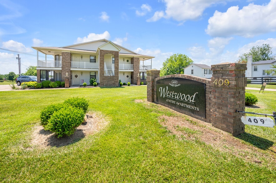 409 Danville St, Lancaster, KY for sale - Primary Photo - Image 1 of 1