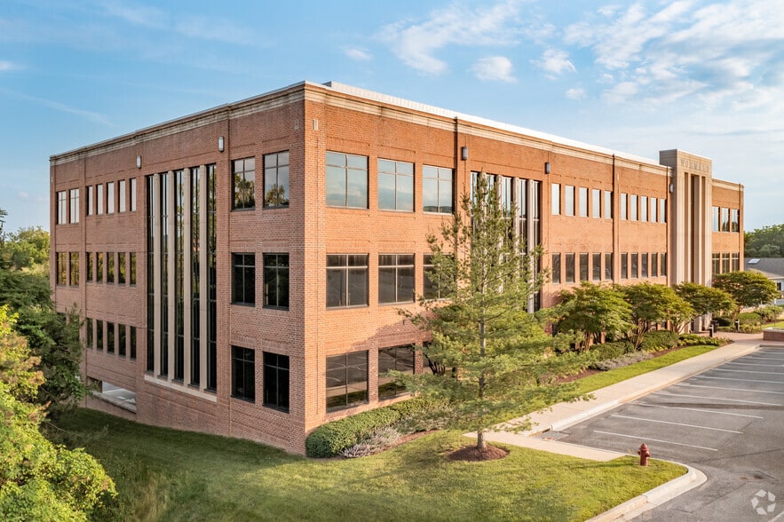 5283 Corporate Dr, Frederick, MD for lease - Building Photo - Image 2 of 5