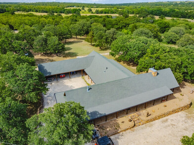 2197 Netherly Ln, Forestburg, TX for sale - Building Photo - Image 3 of 41