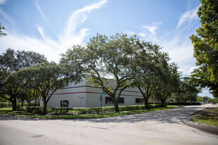 Pompano Beach Industrial Flex/space - Warehouse