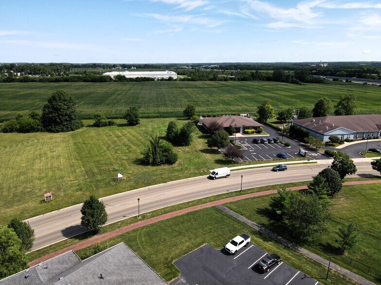 Towne Park Drive, Troy, OH for sale - Building Photo - Image 3 of 11
