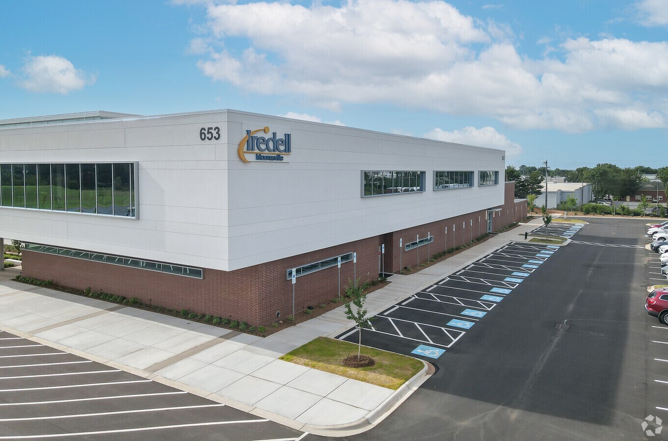 691 Bluefield Rd, Mooresville, NC 28117