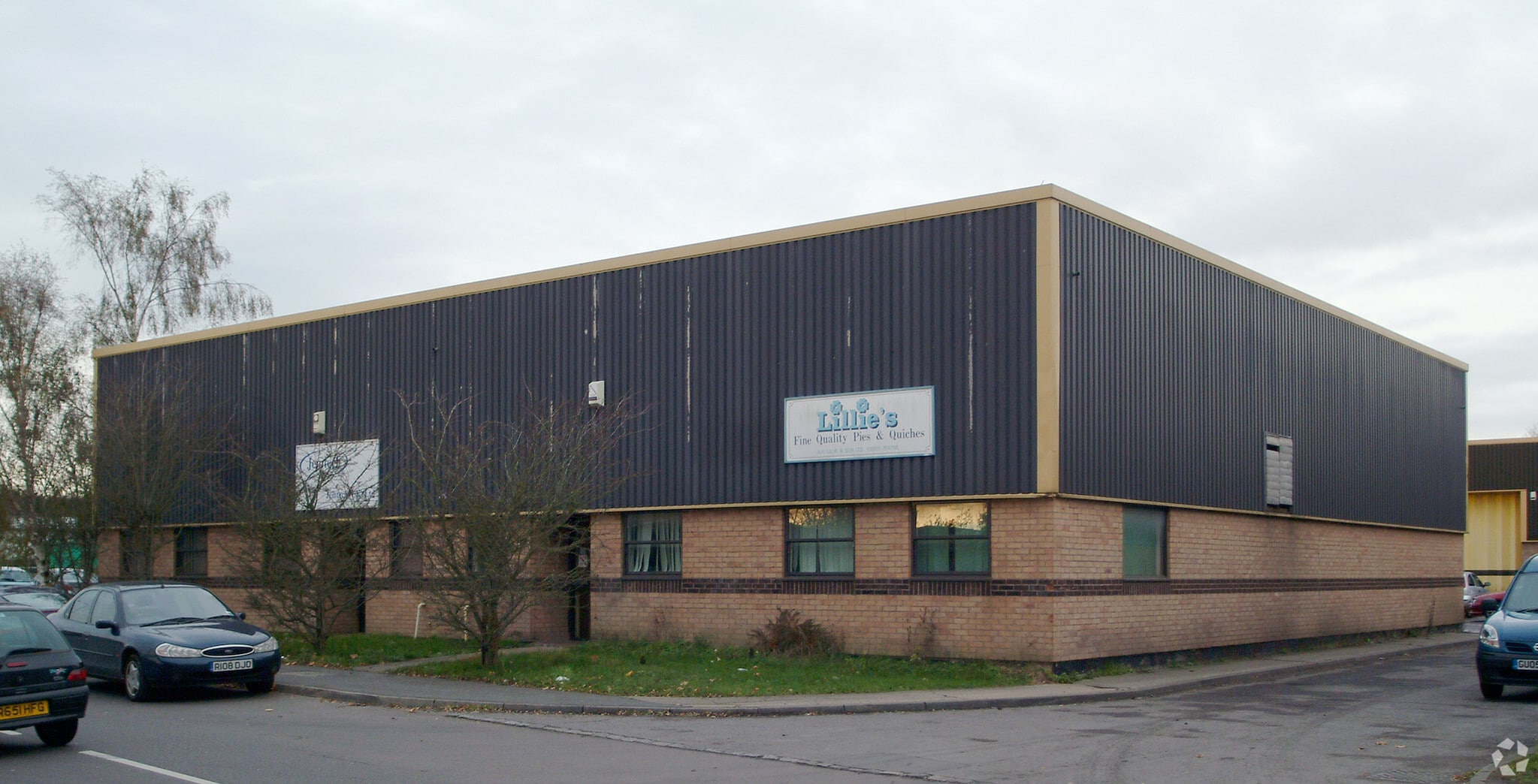 Bell Ln, Uckfield for sale Primary Photo- Image 1 of 1