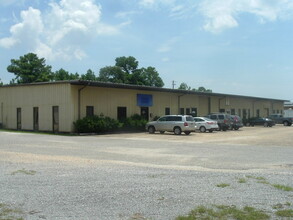 901 Butler Dr, Mobile, AL for lease Building Photo- Image 2 of 6