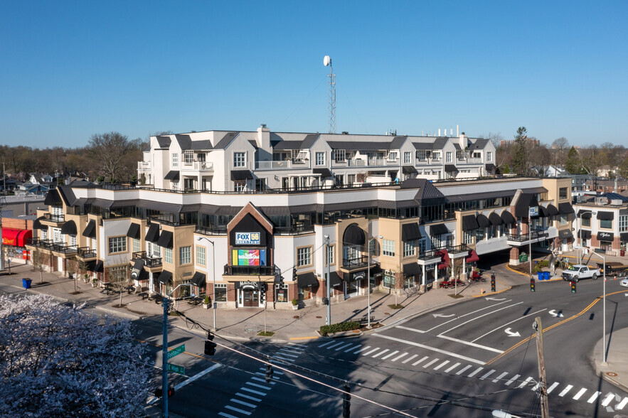 836-838 E Euclid Ave, Lexington, KY for lease - Building Photo - Image 1 of 9