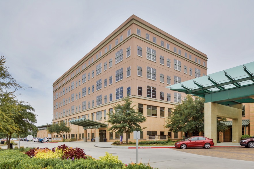 17198 St. Luke's Way, The Woodlands, TX for sale - Building Photo - Image 1 of 1