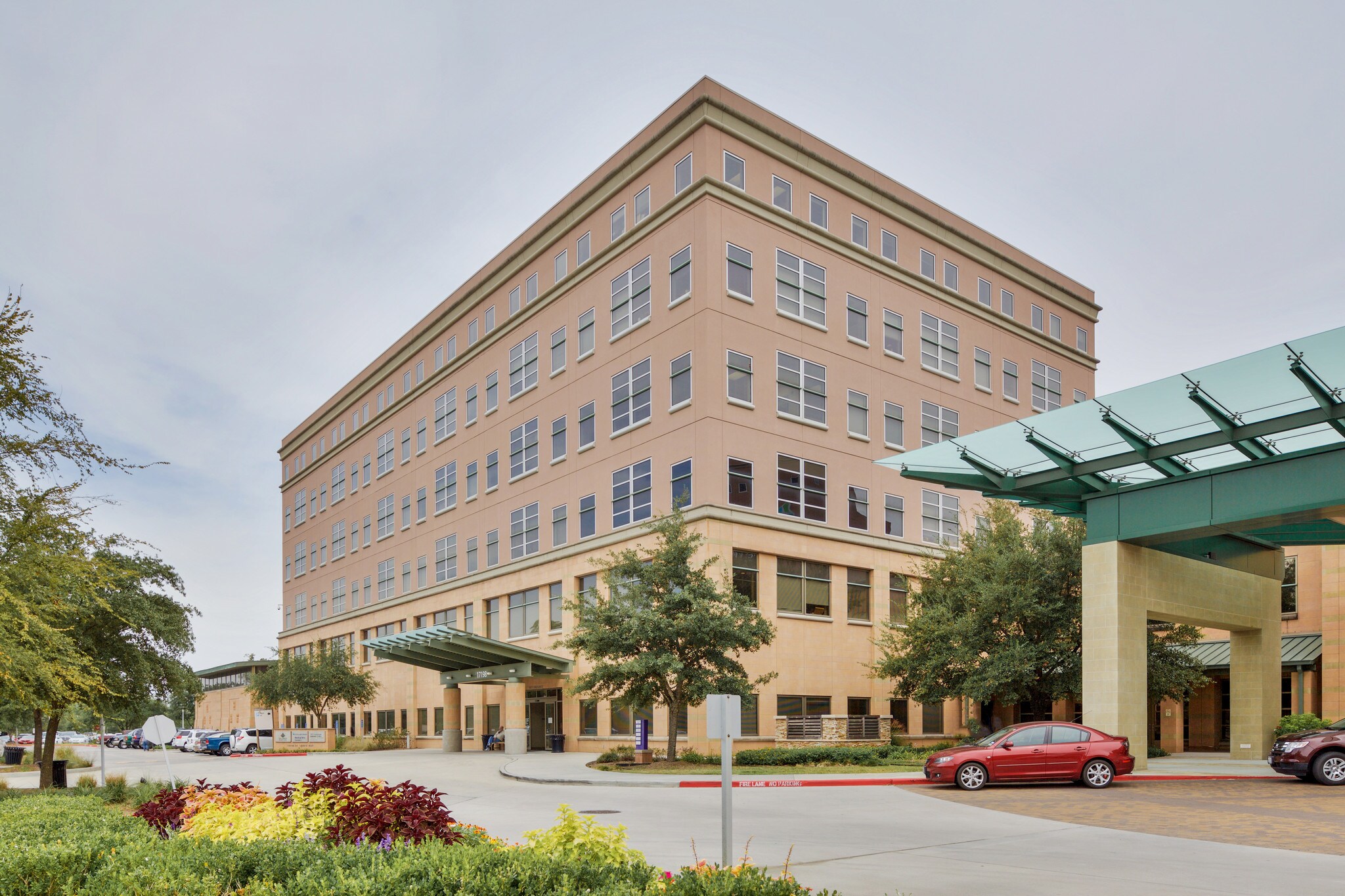 17198 St. Luke's Way, The Woodlands, TX for sale Building Photo- Image 1 of 1
