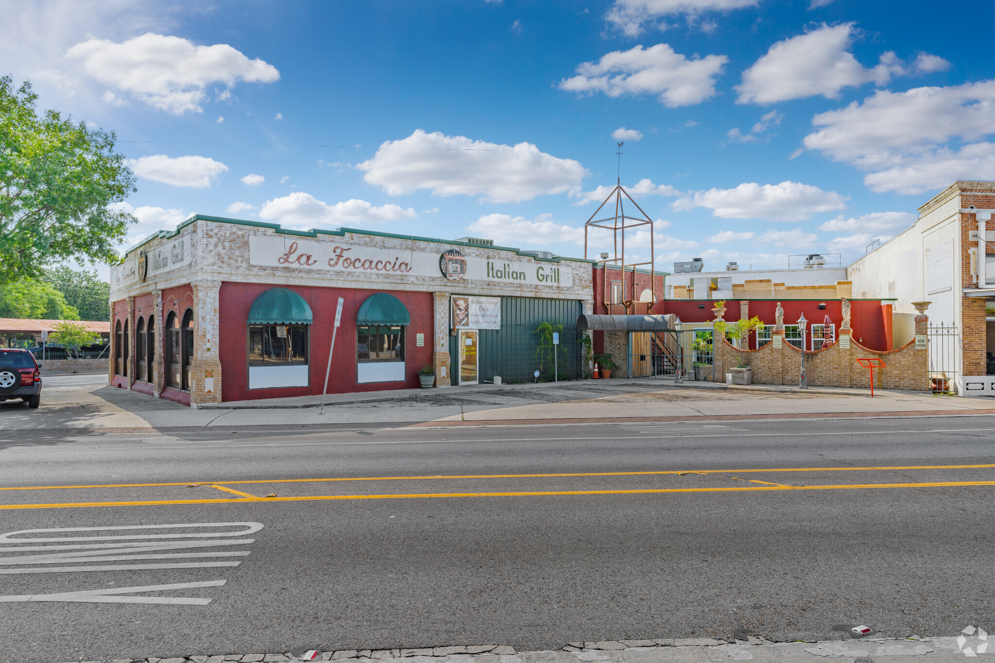 601 S Presa St, San Antonio, TX for lease Primary Photo- Image 1 of 20