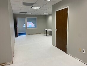 243 Church St NW, Vienna, VA for lease Building Photo- Image 2 of 9