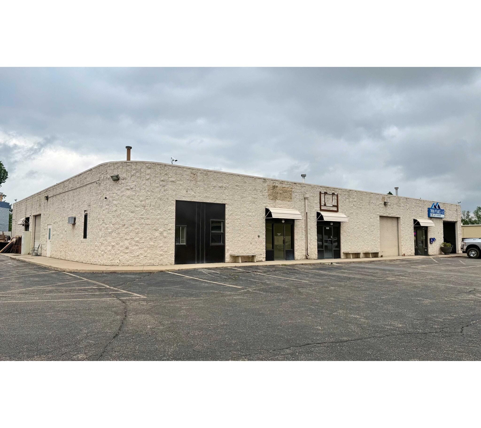 1242 Bramwood Pl, Longmont, CO for lease Building Photo- Image 1 of 2