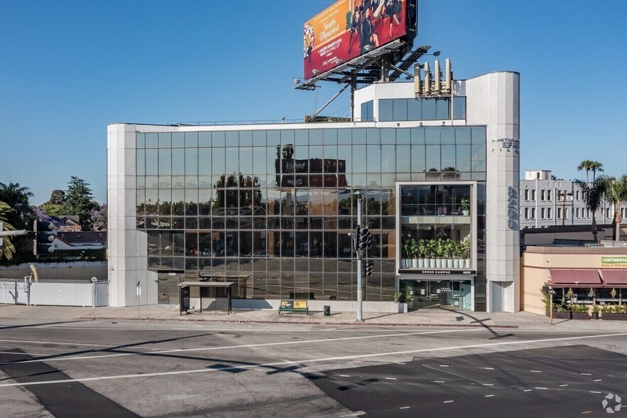 8200 Wilshire Blvd, Beverly Hills, CA for lease - Building Photo - Image 1 of 27