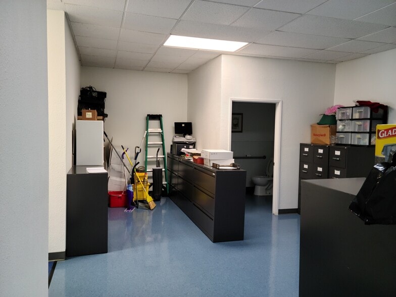 1426 High St, Delano, CA for lease - Building Photo - Image 2 of 7