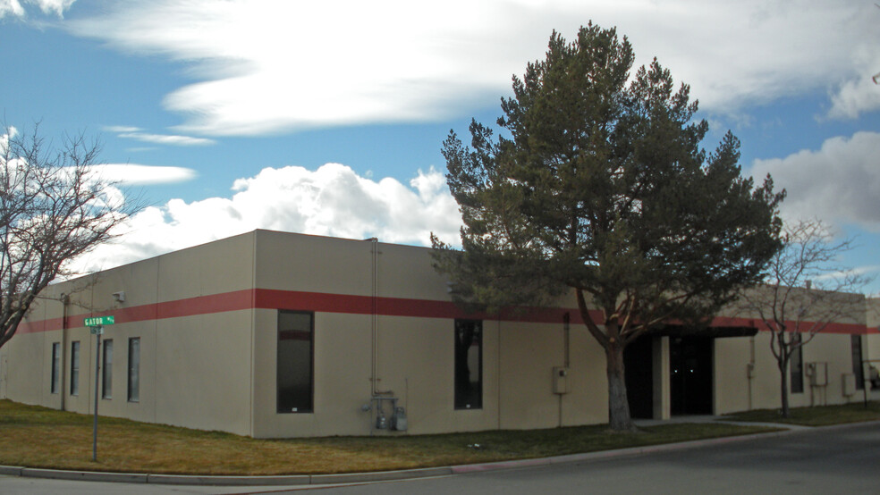 1117-1127 Gator Way, Sparks, NV for lease - Building Photo - Image 1 of 2