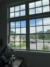 3 River Ln, Sperryville, VA for lease Interior Photo- Image 2 of 4