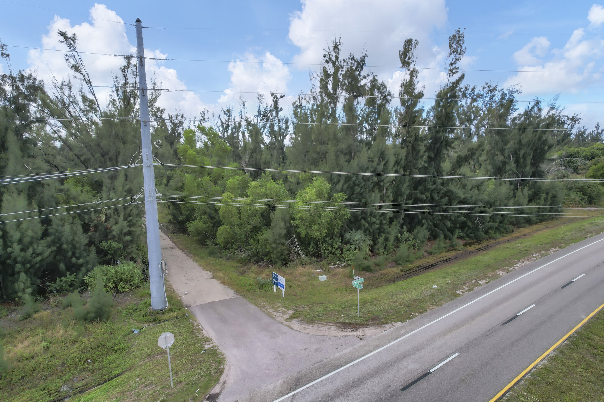 830 Ridge Rd, Cape Coral, FL for sale Aerial- Image 1 of 9