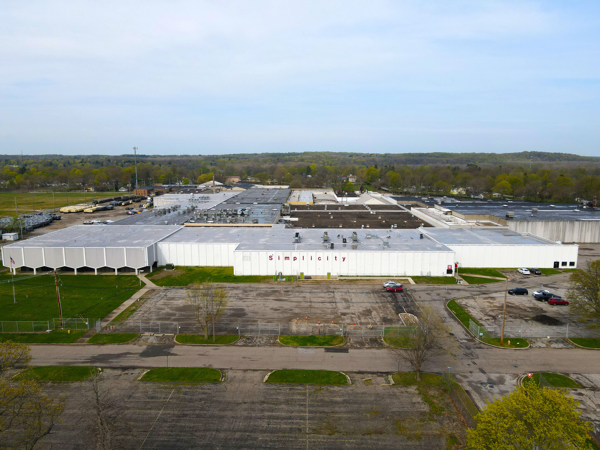 901 Wayne St, Niles, MI for lease Building Photo- Image 1 of 44