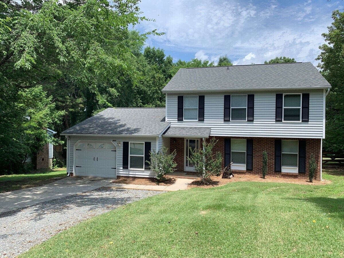 3Property Rental Portfolio UNCC Charlotte, NC for Sale