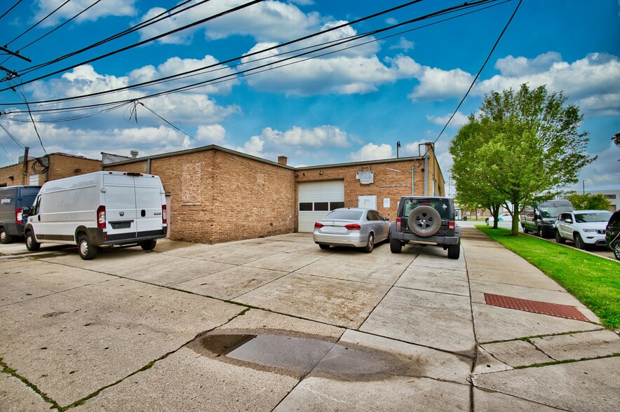 3650-3656, Skokie, IL for sale - Building Photo - Image 3 of 13