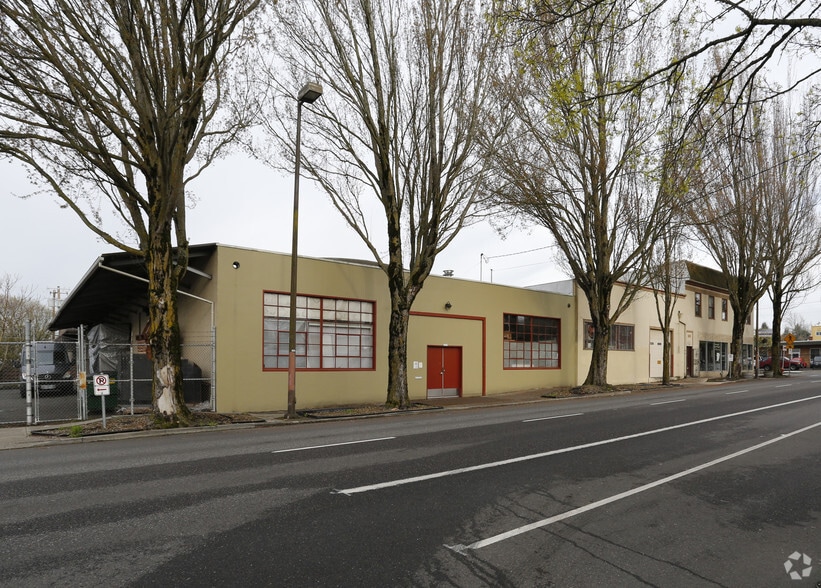 2225-2249 N Williams Ave, Portland, OR for lease - Building Photo - Image 3 of 3