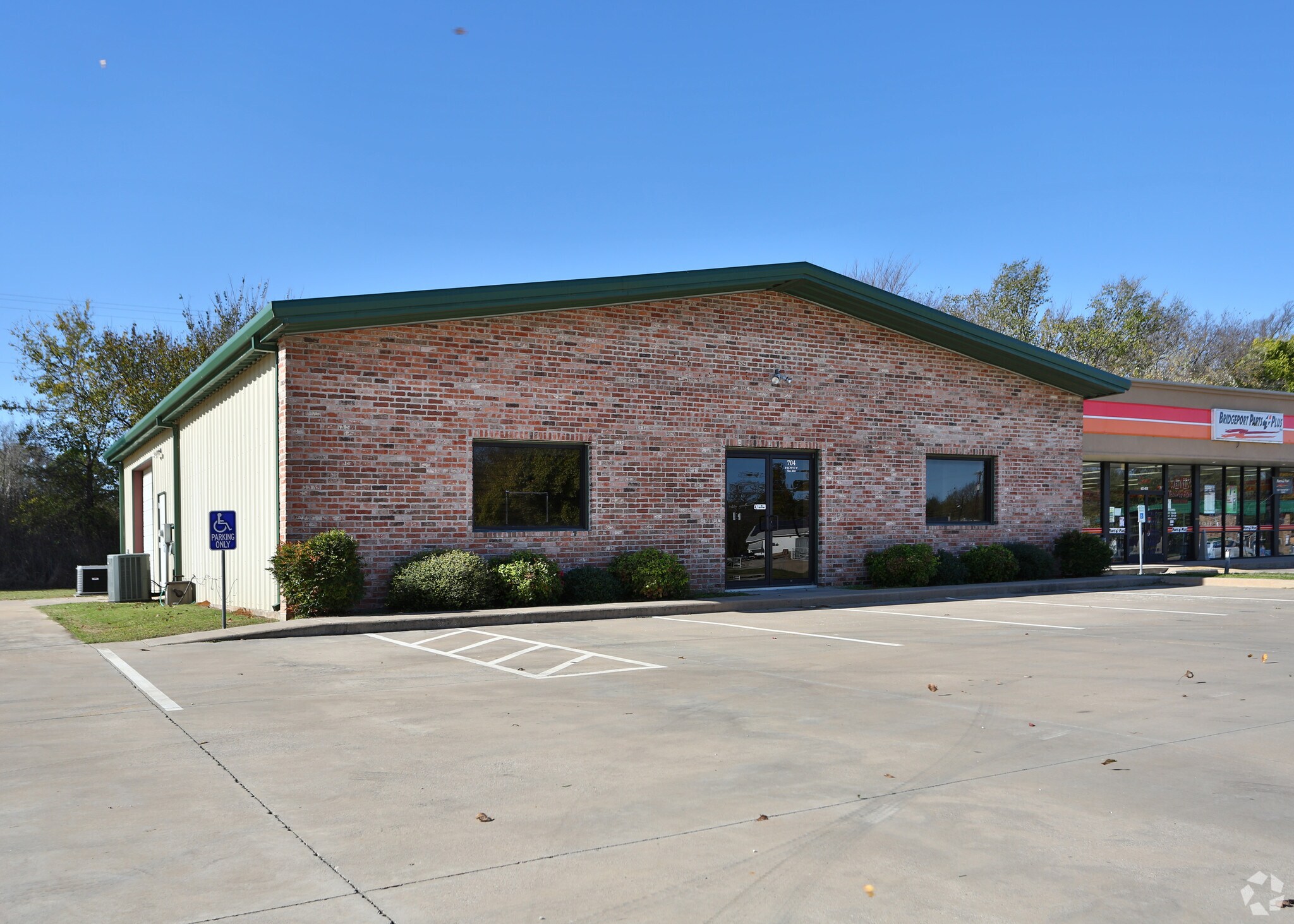 704 Hovey St, Bridgeport, TX for sale Primary Photo- Image 1 of 1