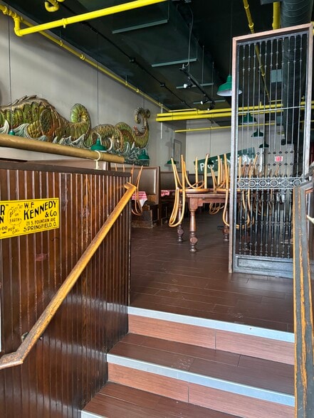 310 Court Ave, Des Moines, IA for sale - Interior Photo - Image 2 of 41