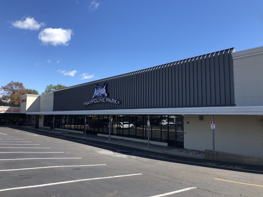 Feasterville Plaza Feasterville Trevose, PA for Sale