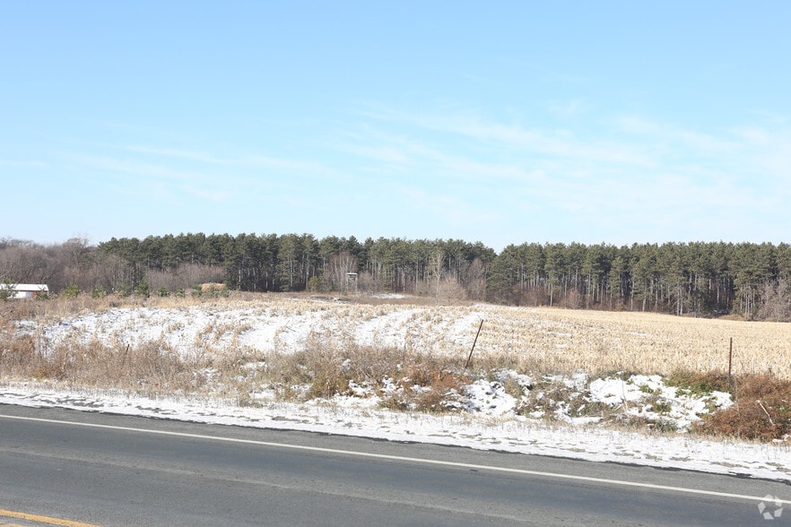 1760 38th St, Somerset, WI for sale - Primary Photo - Image 1 of 1