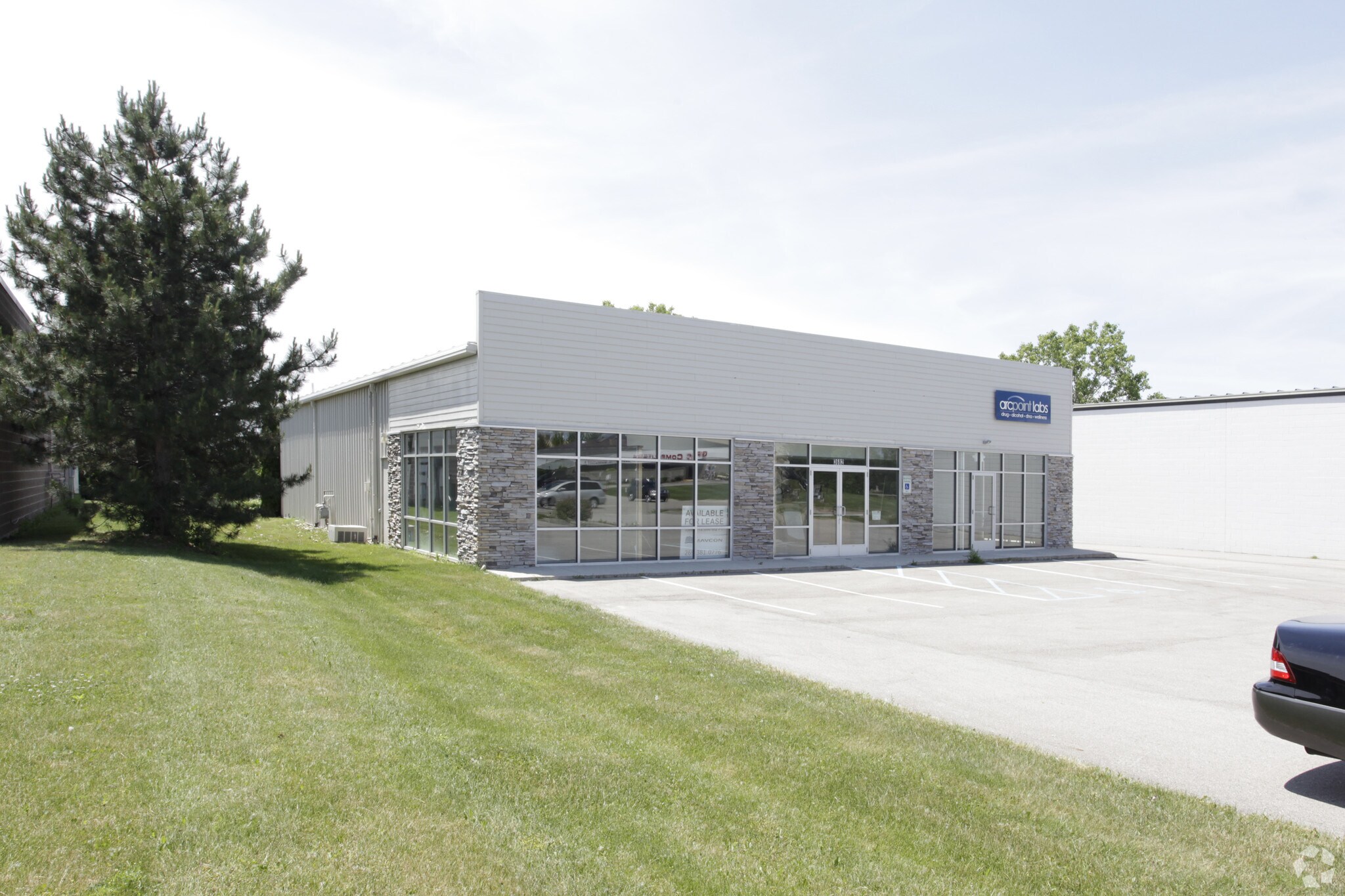 3682 29th St SE, Grand Rapids, MI for lease Primary Photo- Image 1 of 8