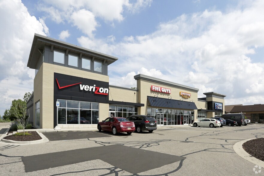 3850 Alpine Ave NW, Comstock Park, MI for sale - Primary Photo - Image 1 of 1