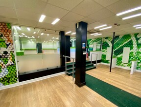 13-15 Lake St, Leighton Buzzard for lease Interior Photo- Image 2 of 5
