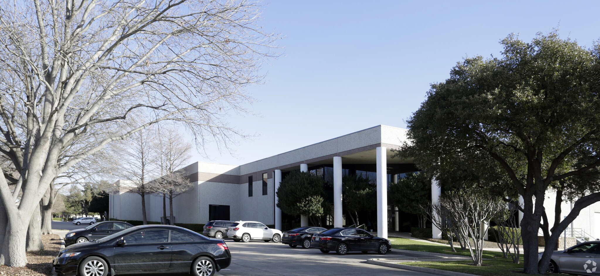 1505 Wallace Dr, Carrollton, TX for lease Building Photo- Image 1 of 11