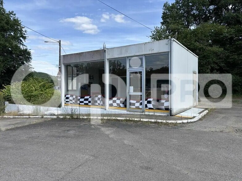 Flex in Montluçon for lease - Building Photo - Image 3 of 4