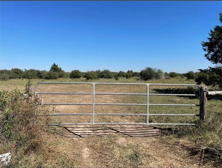 6164 E I-10, Cat Spring, TX for sale - Building Photo - Image 2 of 6