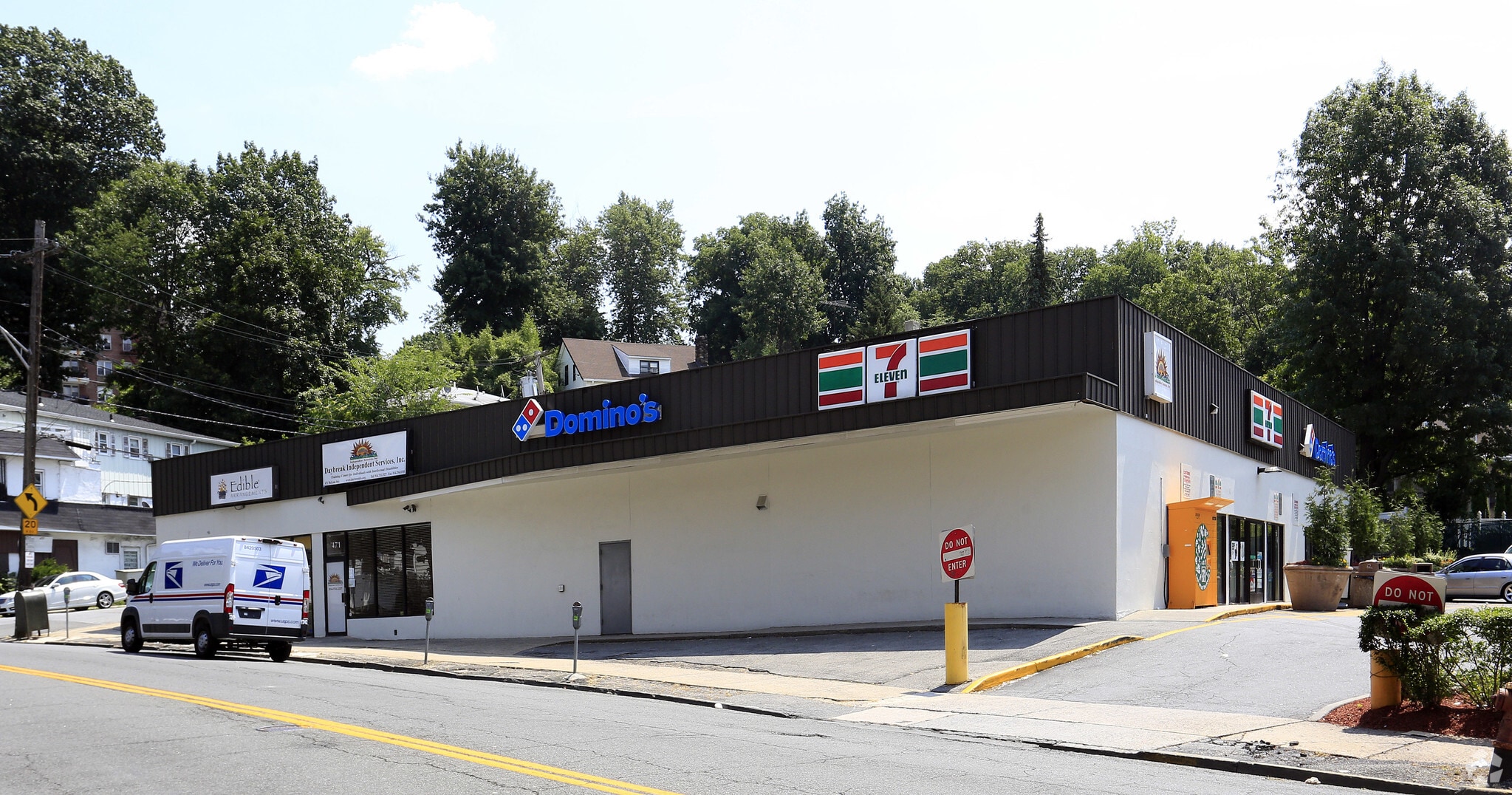 471 Mclean Ave, Yonkers, NY 10705 Office/Retail for Lease