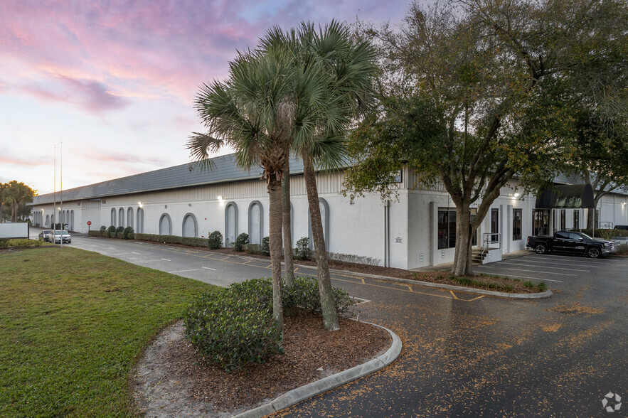 3320 Vineland Rd, Orlando, FL for lease - Building Photo - Image 2 of 36