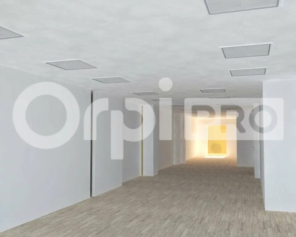 Retail in Limoges for lease Interior Photo- Image 1 of 7