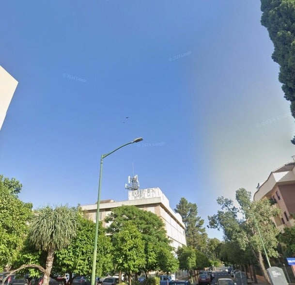 Retail in SEVILLA, Sevilla for sale - Building Photo - Image 2 of 6