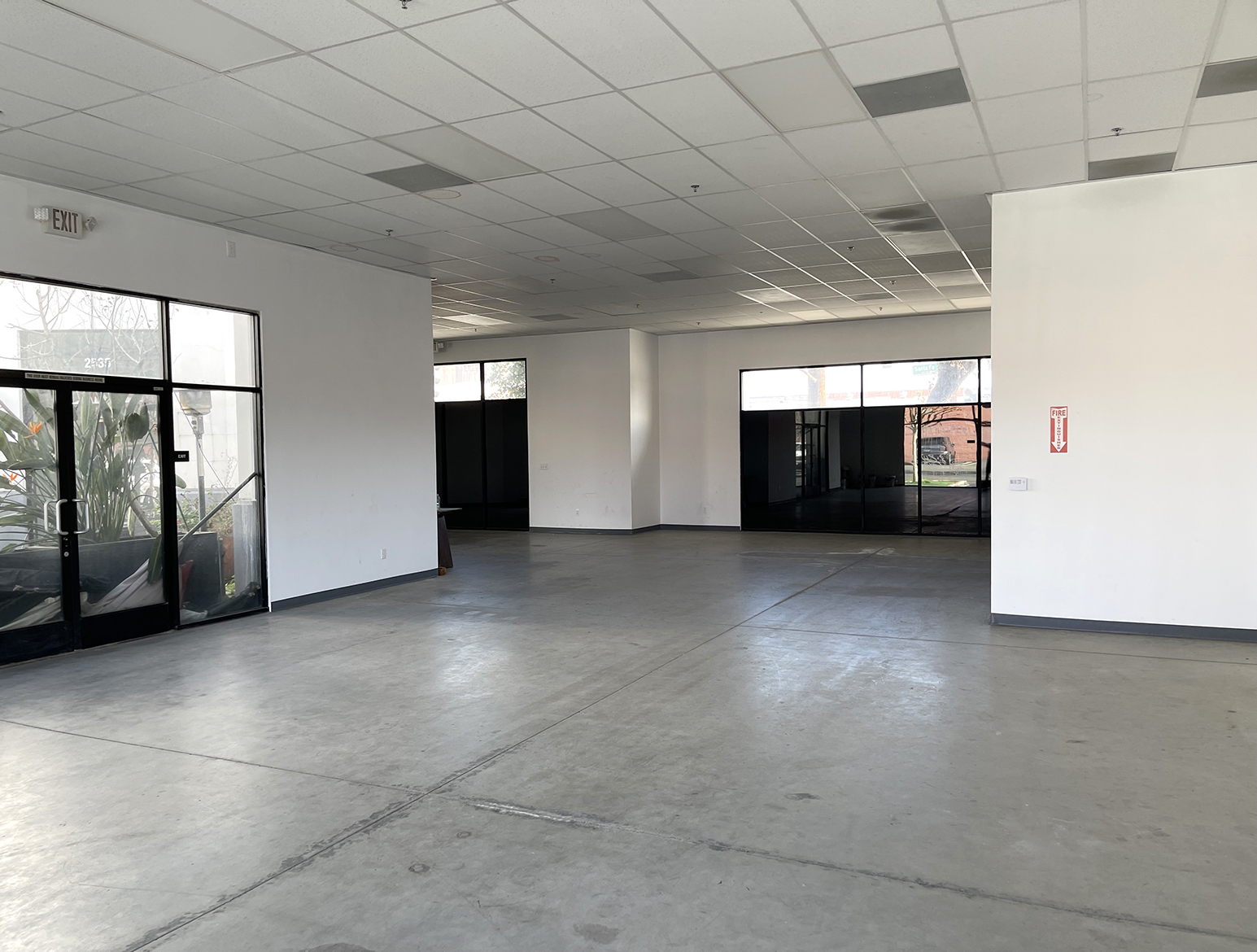 2501-2575 S Santa Fe Ave, Vernon, CA for lease Interior Photo- Image 1 of 9