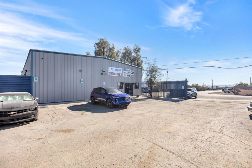 4550 Smiley Rd, Las Vegas, NV 89115 Las Vegas Auto and Salvage