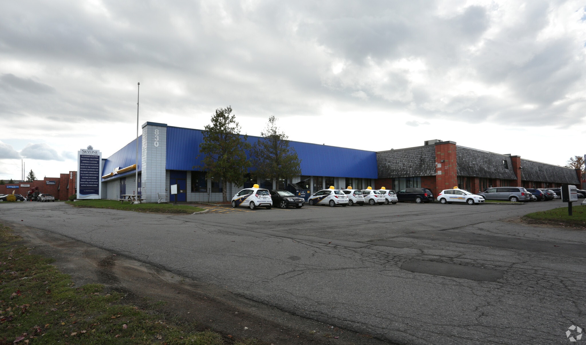 830-840 Industrial Ave, Ottawa, ON for lease Building Photo- Image 1 of 8