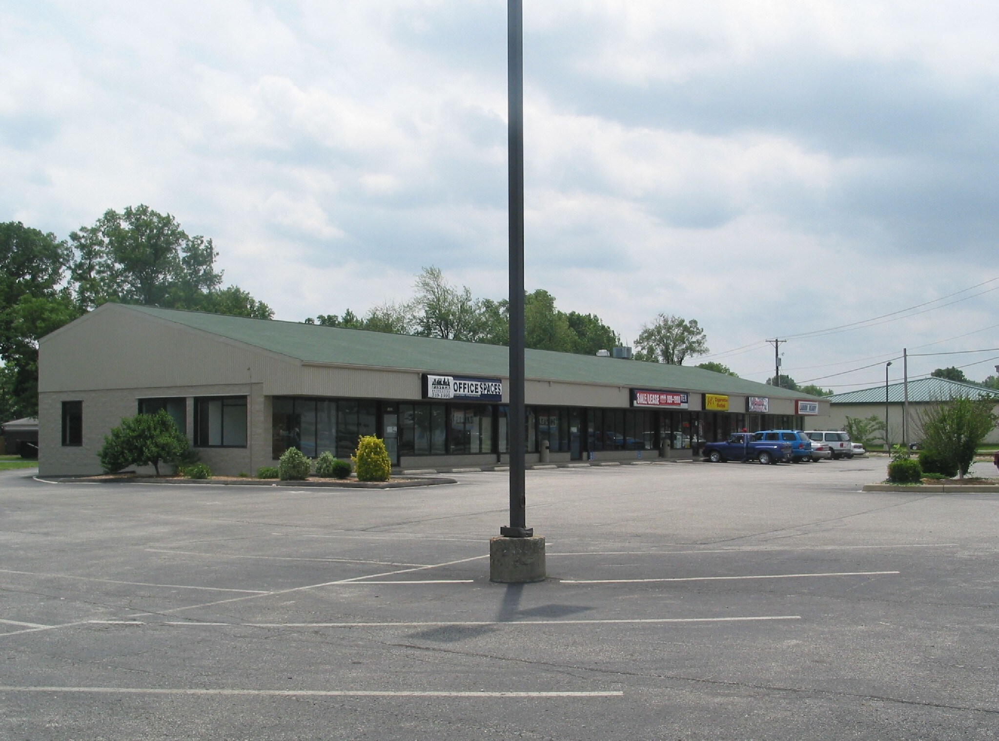 1594-1602 10th St, Jeffersonville, IN for sale Primary Photo- Image 1 of 1