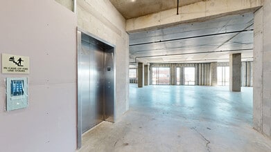 511 N Broadway, Milwaukee, WI for lease Matterport 3D Scan- Image 1 of 6