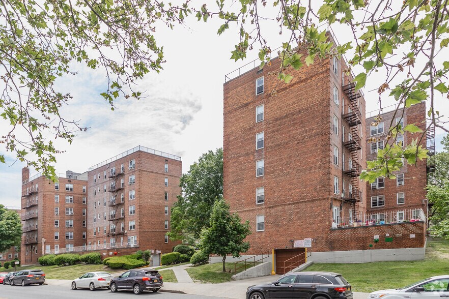 2612 W 2nd St, Brooklyn, NY 11223 Beach Haven Apartments