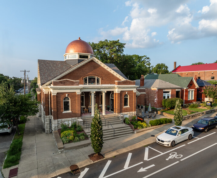 1741 Frankfort Ave, Louisville, KY for sale - Building Photo - Image 1 of 24