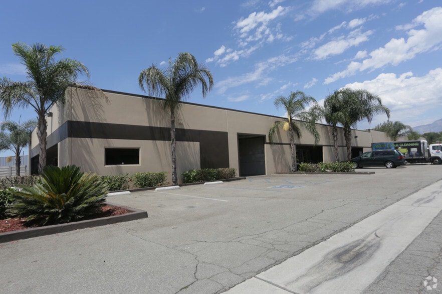 1616 E Francis St, Ontario, CA for lease - Building Photo - Image 3 of 6