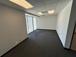 2501 Cherry Ave, Signal Hill, CA for lease Interior Photo- Image 2 of 7